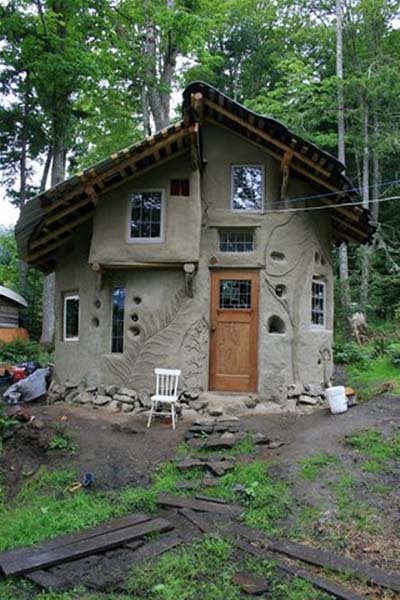  Cob House 